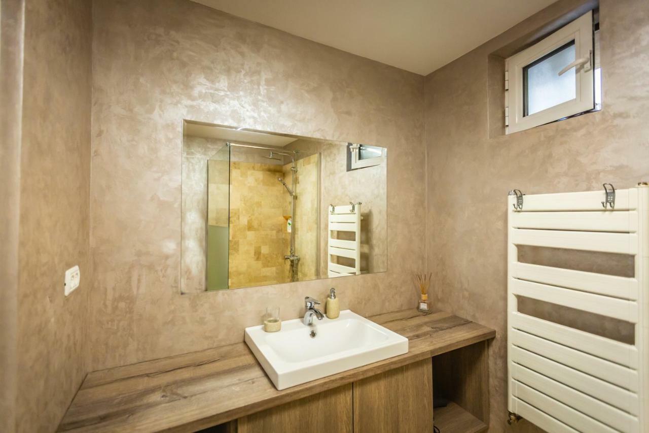 Central Apartment Брашов Екстер'єр фото